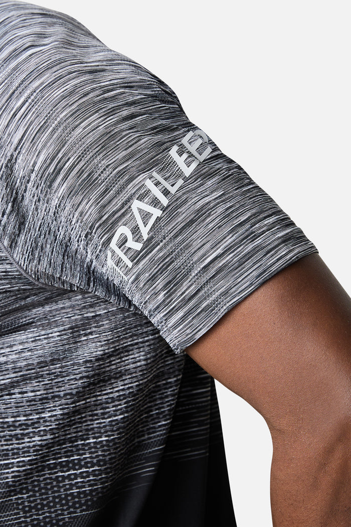Arc Seamless Tee - Black/Moon Grey/Urban Smoke/White
