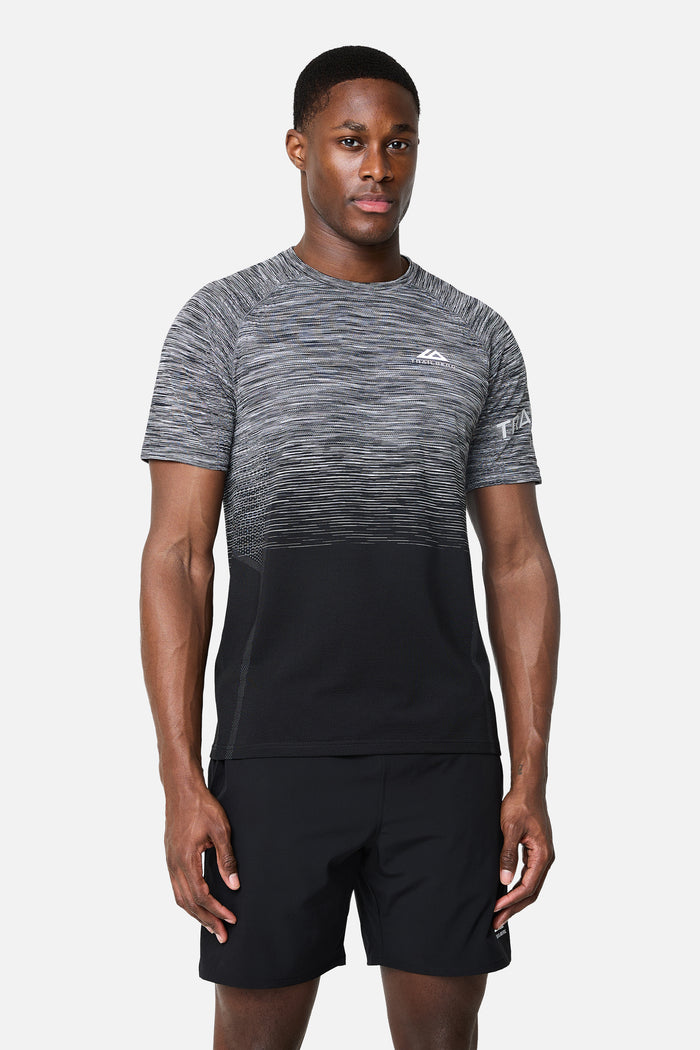 Arc Seamless Tee - Black/Moon Grey/Urban Smoke/White