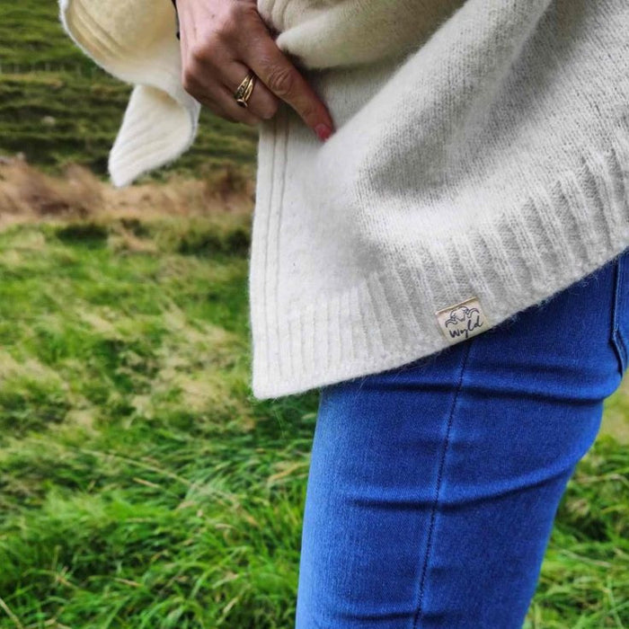 Bohepe - Wild Merino Poncho (BP001)
