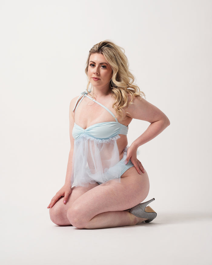 Dimaz Dare to Dream Set styled for beach day, sun-loving bikini fashion