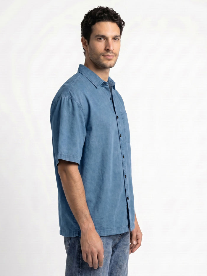 Men's Light Blue Oversized Fit Half Sleeve Solid Casual Denim Shirt
