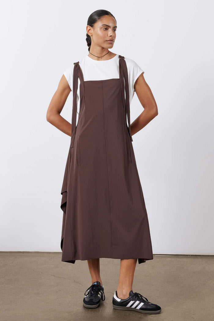 Coffee-brown sleeveless sarafan dress with U-back straps and midi skirt