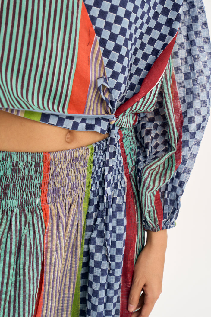 SOL TOP | FIELD GRID