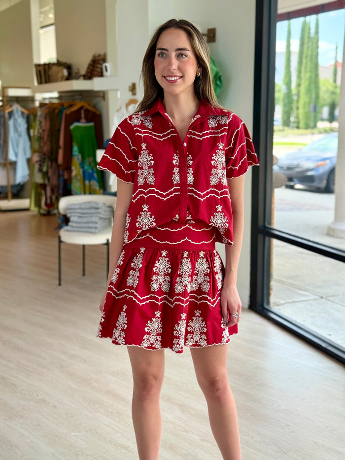 Su055 Embroidered Red Top