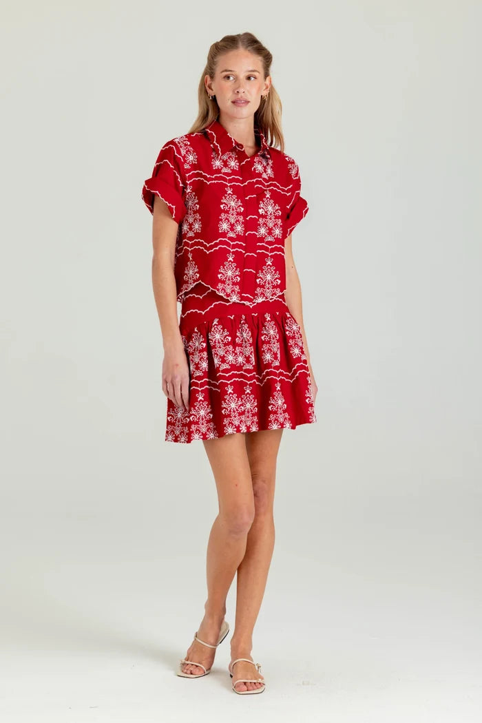 Su056 Embroidered Red Skirt