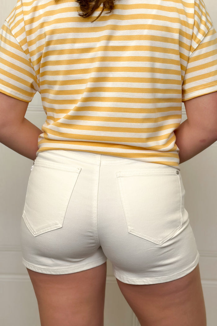 Summer Strong Essential Short