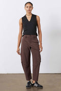 Coffee-brown petite wide-leg pants with pleats and front fly