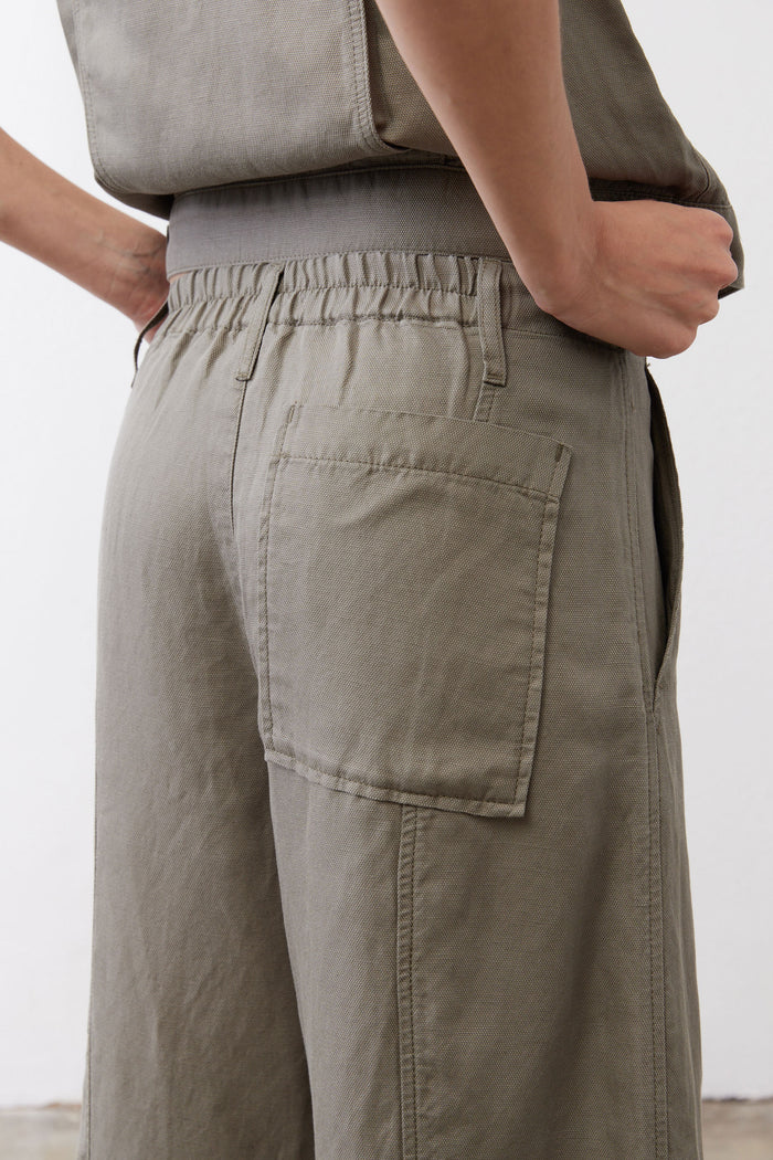 Wide-leg ankle pants with elastic waist and cargo-style pocket detail