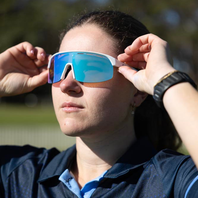 Velocity - Gloss White with Blue Iridium Vented Lens