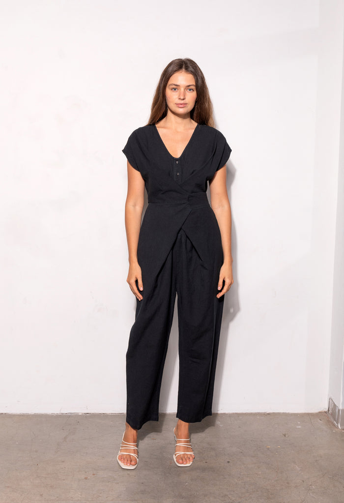 VENUS WRAP JUMPER | BLACK WASHED
