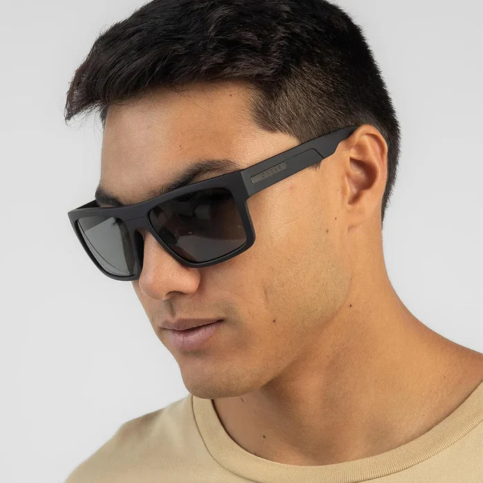 Volley XL - Matte Black with Gray Polarized Lens