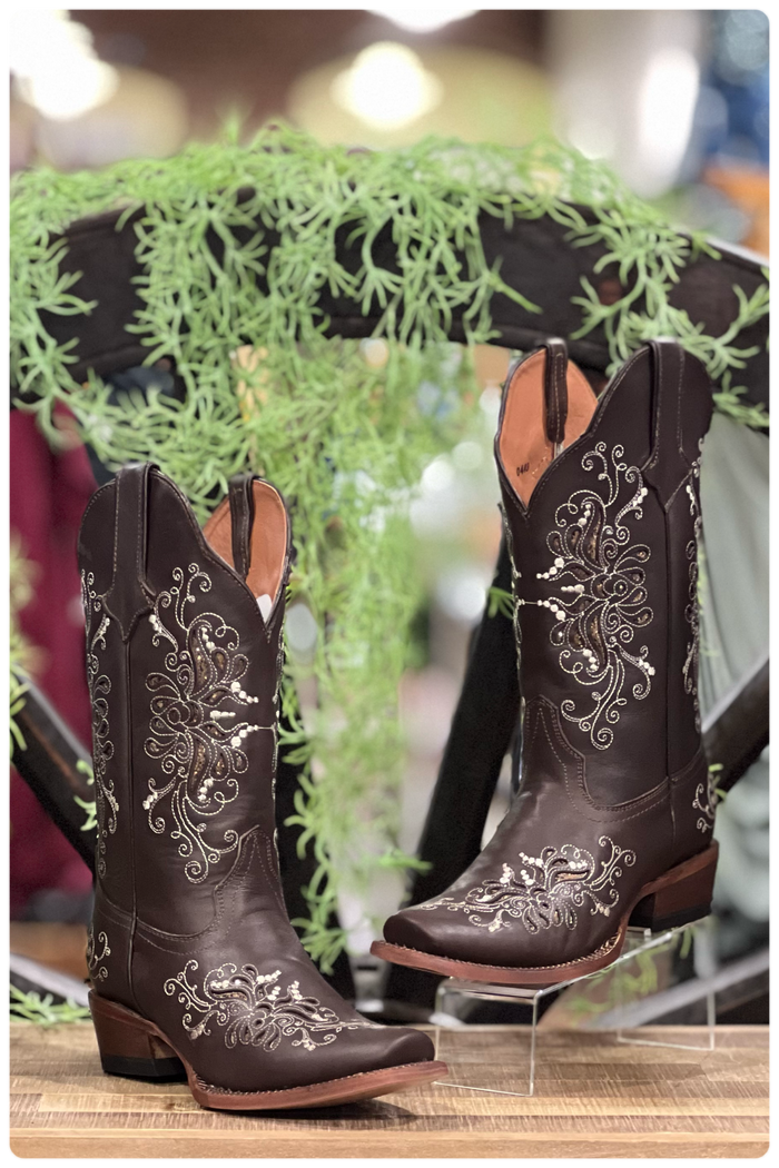 Women's Athletic Fit Leather Boot with Butterfly Inlay-Women's Boot-Tanner Mark-Gallop 'n Glitz- Women's Western Wear Boutique, Located in Grants Pass, Oregon