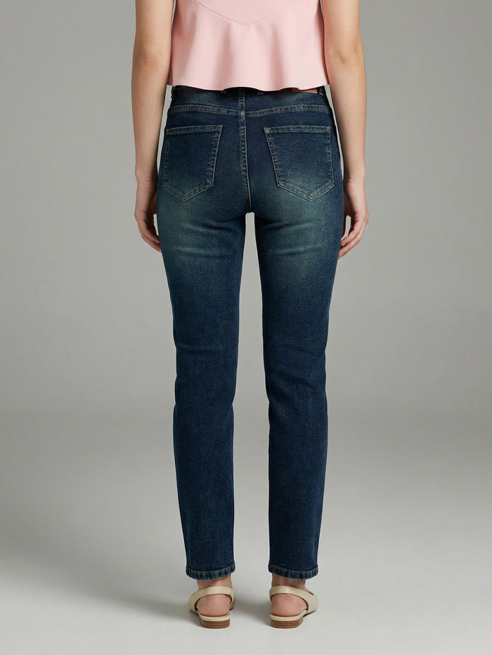 Women's Dark Blue High Rise Straight Fit Washed Jeans Non-Stretchable